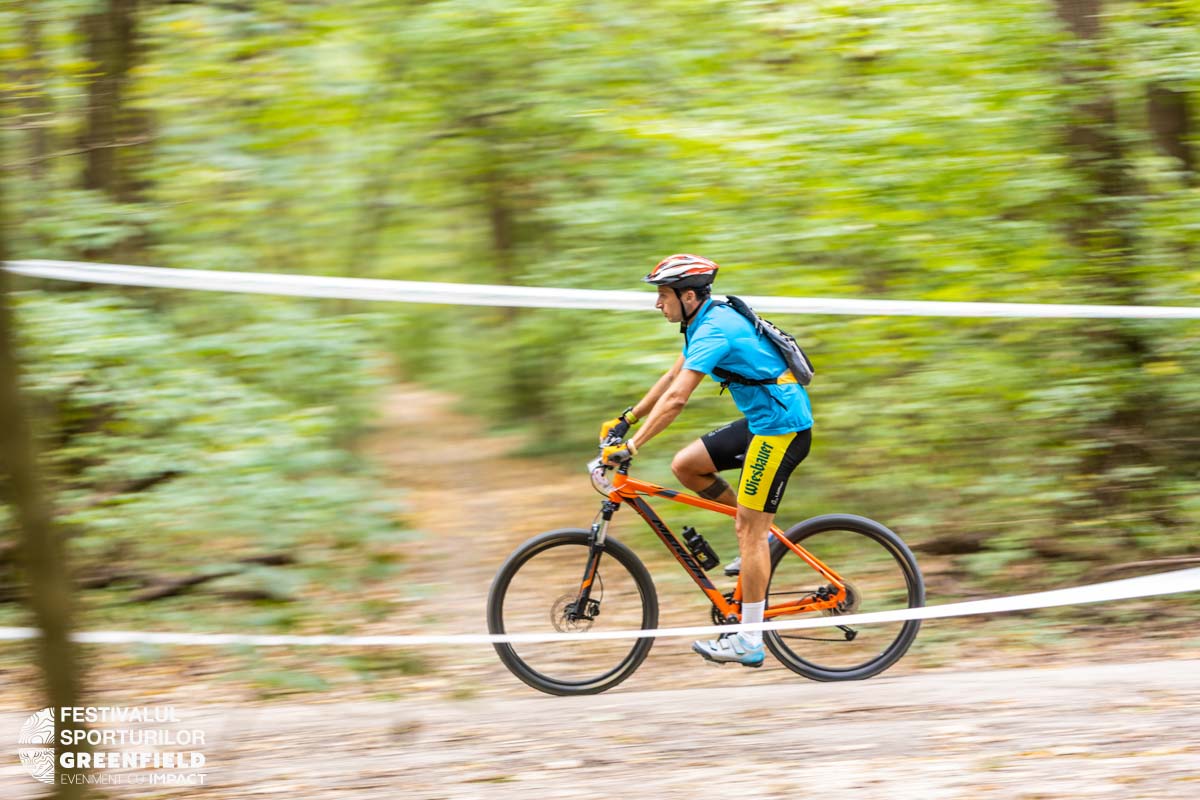 Competiție de MTB în București - Festivalul Sporturilor Greenfield Băneasa
